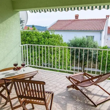 Apartments Dubravka Trogir Exterior photo