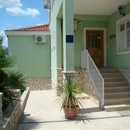 Apartments Dubravka Trogir Exterior photo