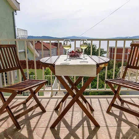 Apartments Dubravka Trogir Exterior photo