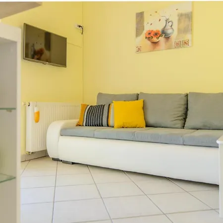 Apartments Dubravka Trogir Exterior photo