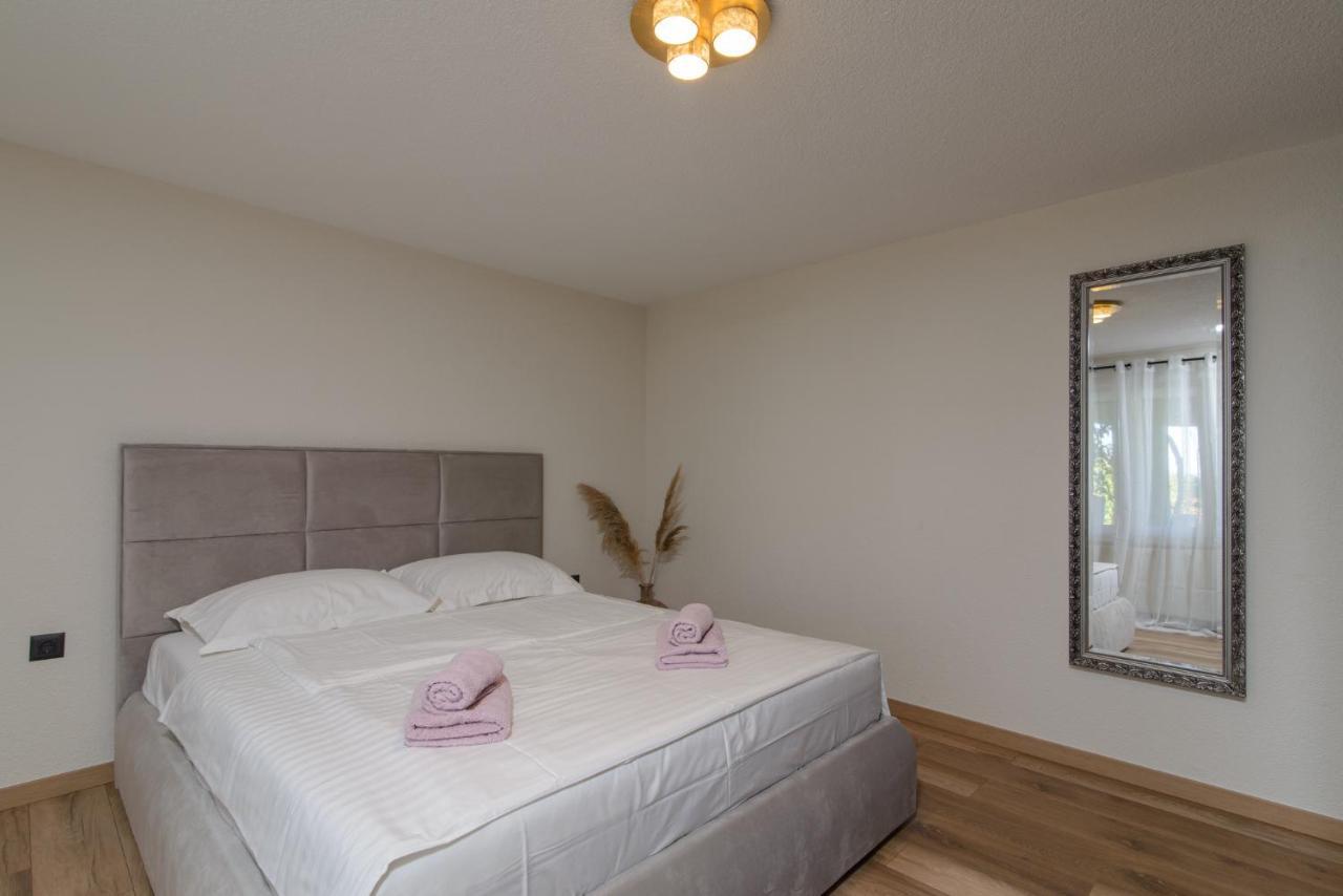 Dubravka Apartment Trogir